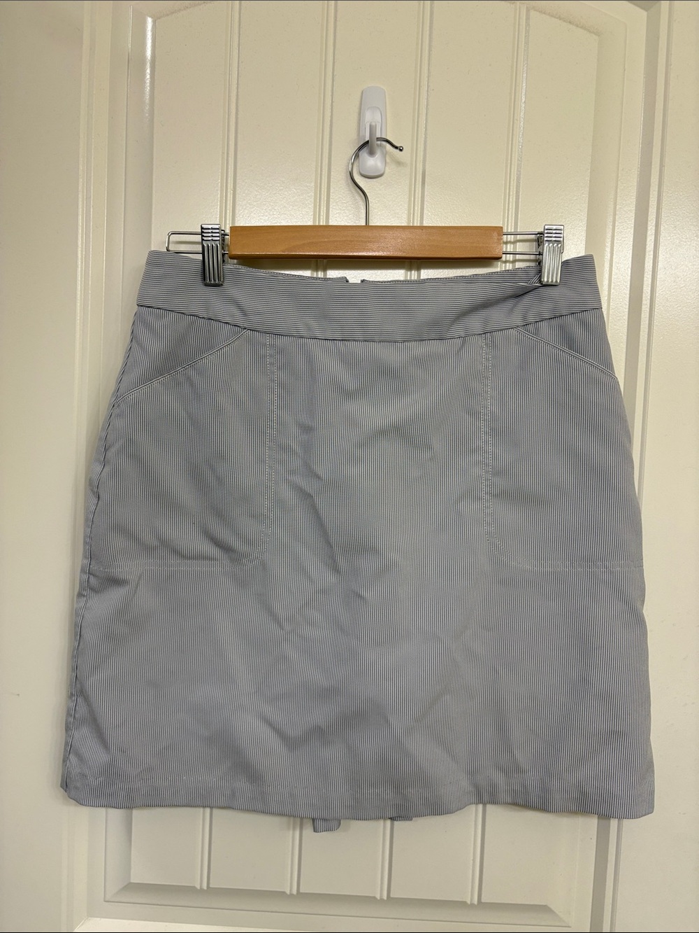 Peter Millar Light Gray Stripe Mini Golf Skort